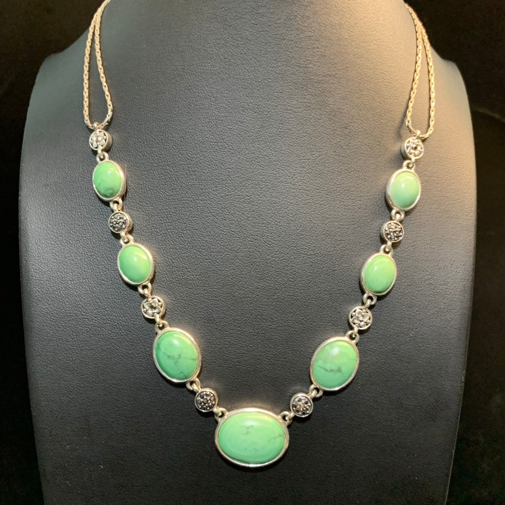 Monet Green Faux Turquoise Cabochon Silver Tone Statement Necklace 17-19in